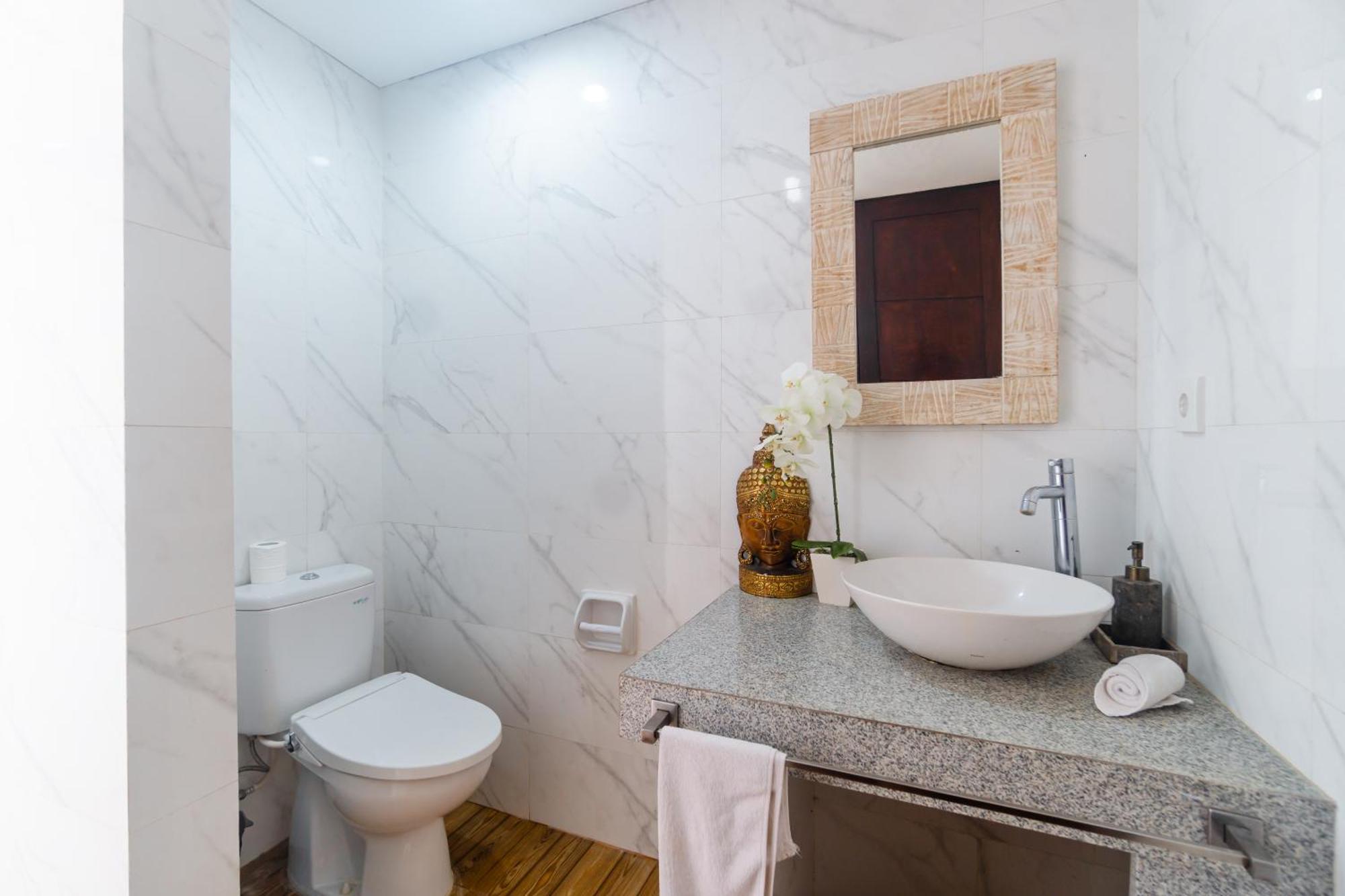 Villa C31 Seminyak Экстерьер фото